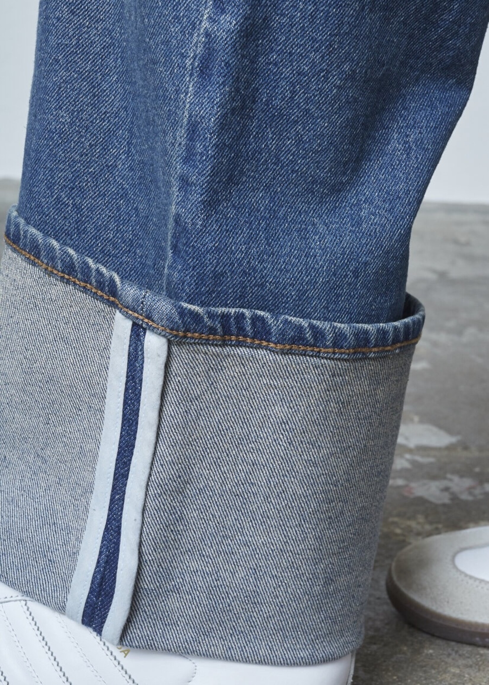 Sisters Point Onea straight turnup jeans denim