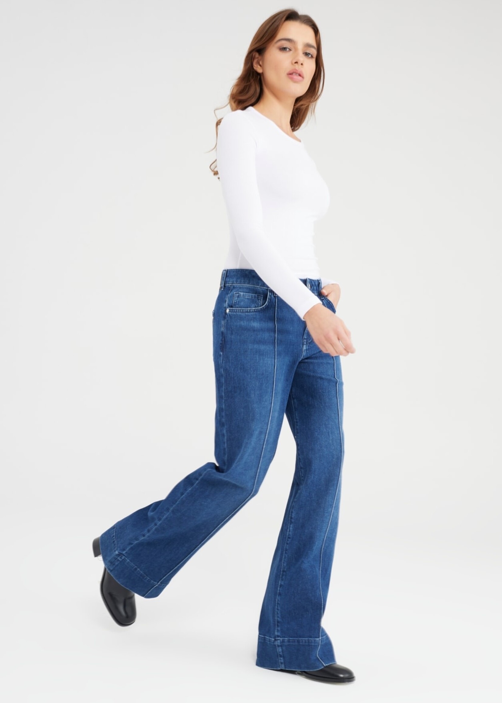 C.O.J. COJ Layla wide jeans donker blauw