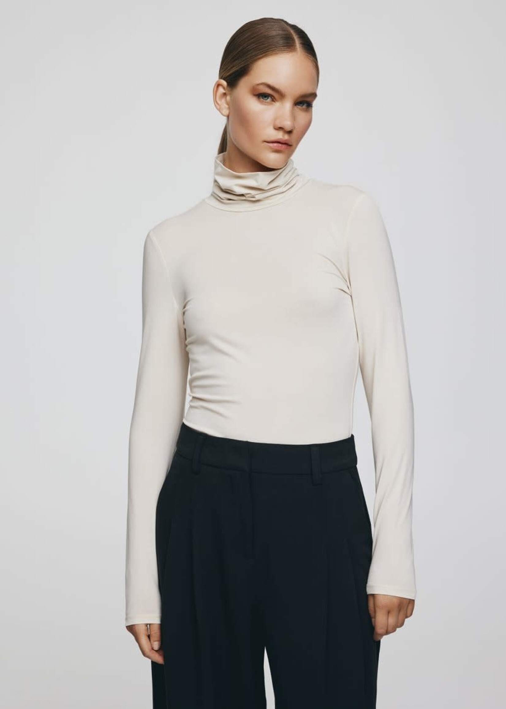 Moss Copenhagen Betrina R LS top oatmeal
