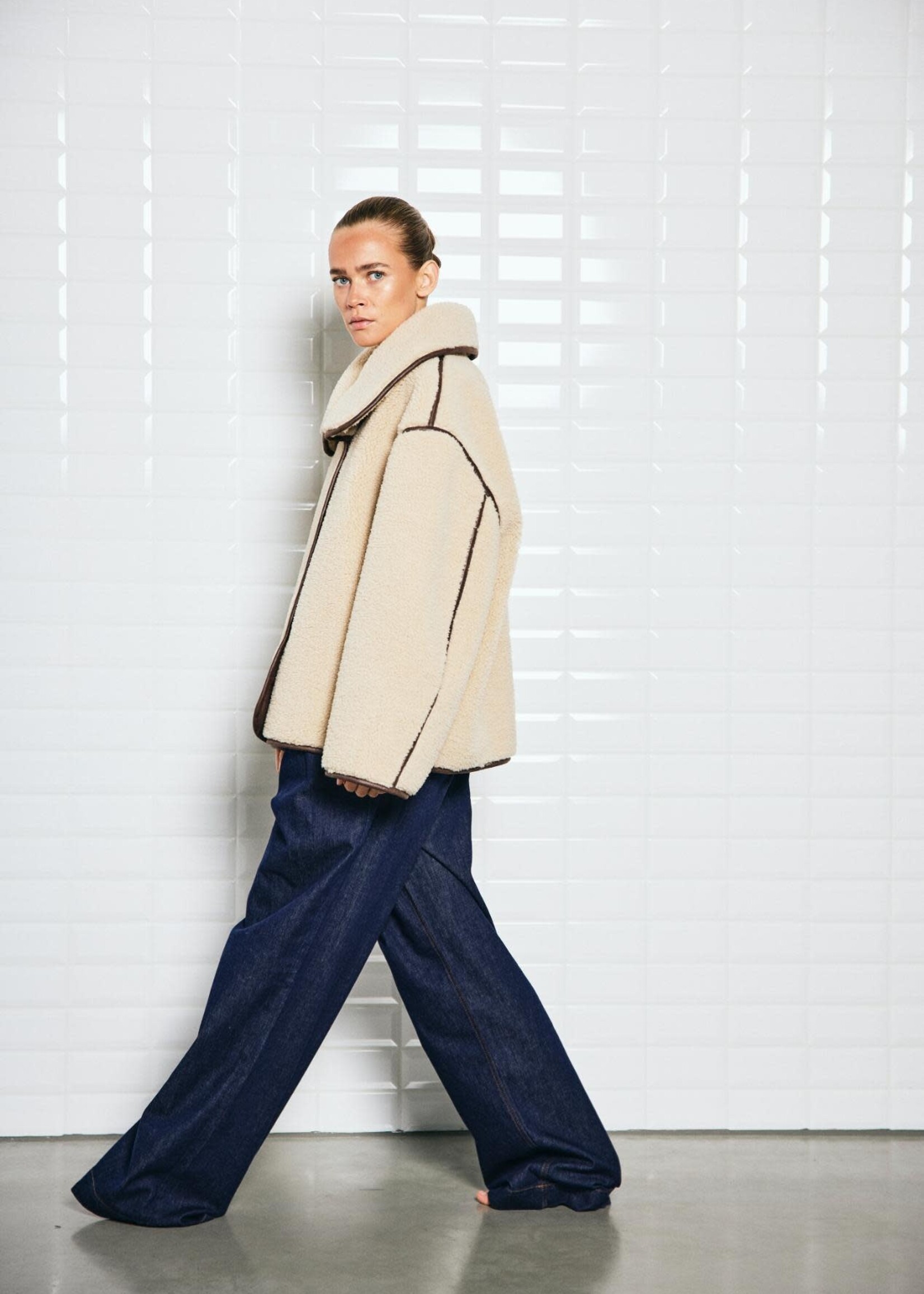 With Black With Black dajana teddy jas beige