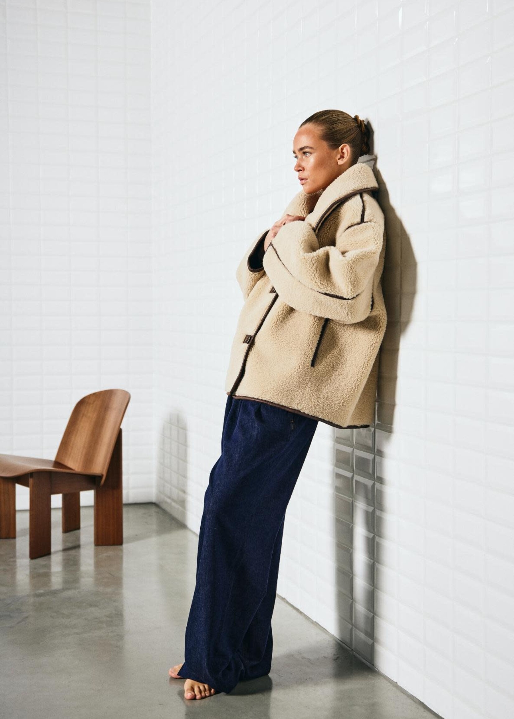 With Black With Black dajana teddy jas beige