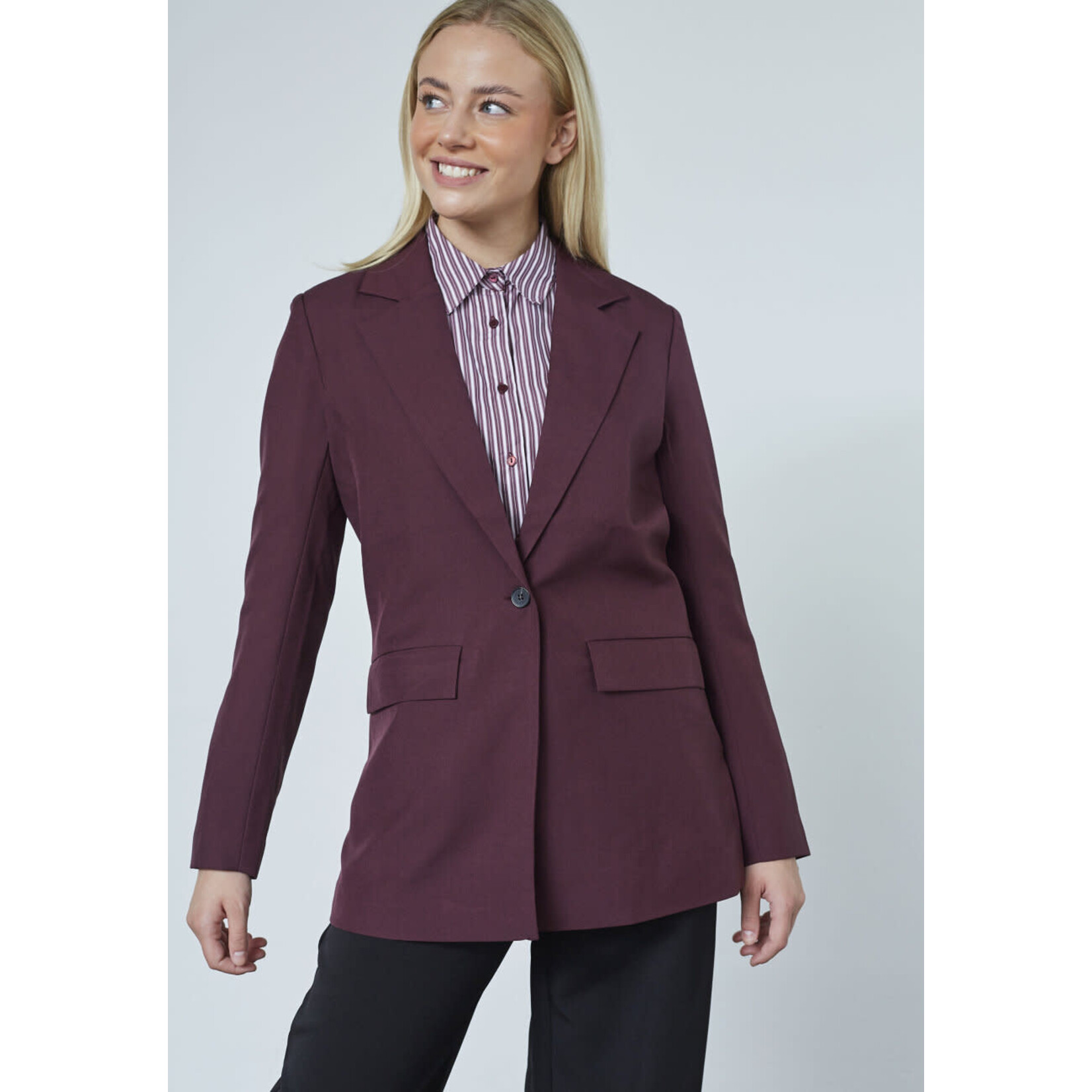 Sisters Point viska blazer bordeaux