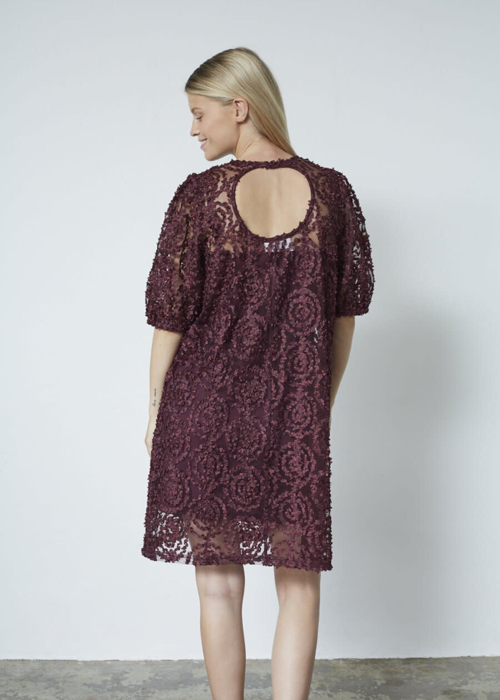 Sisters Point vemba jurk bordeaux
