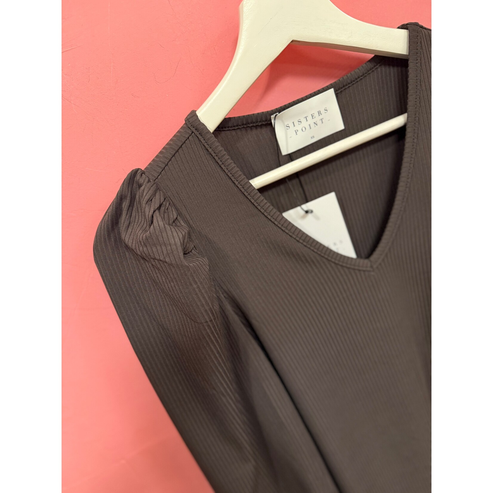 Sisters Point Vya shirt bruin