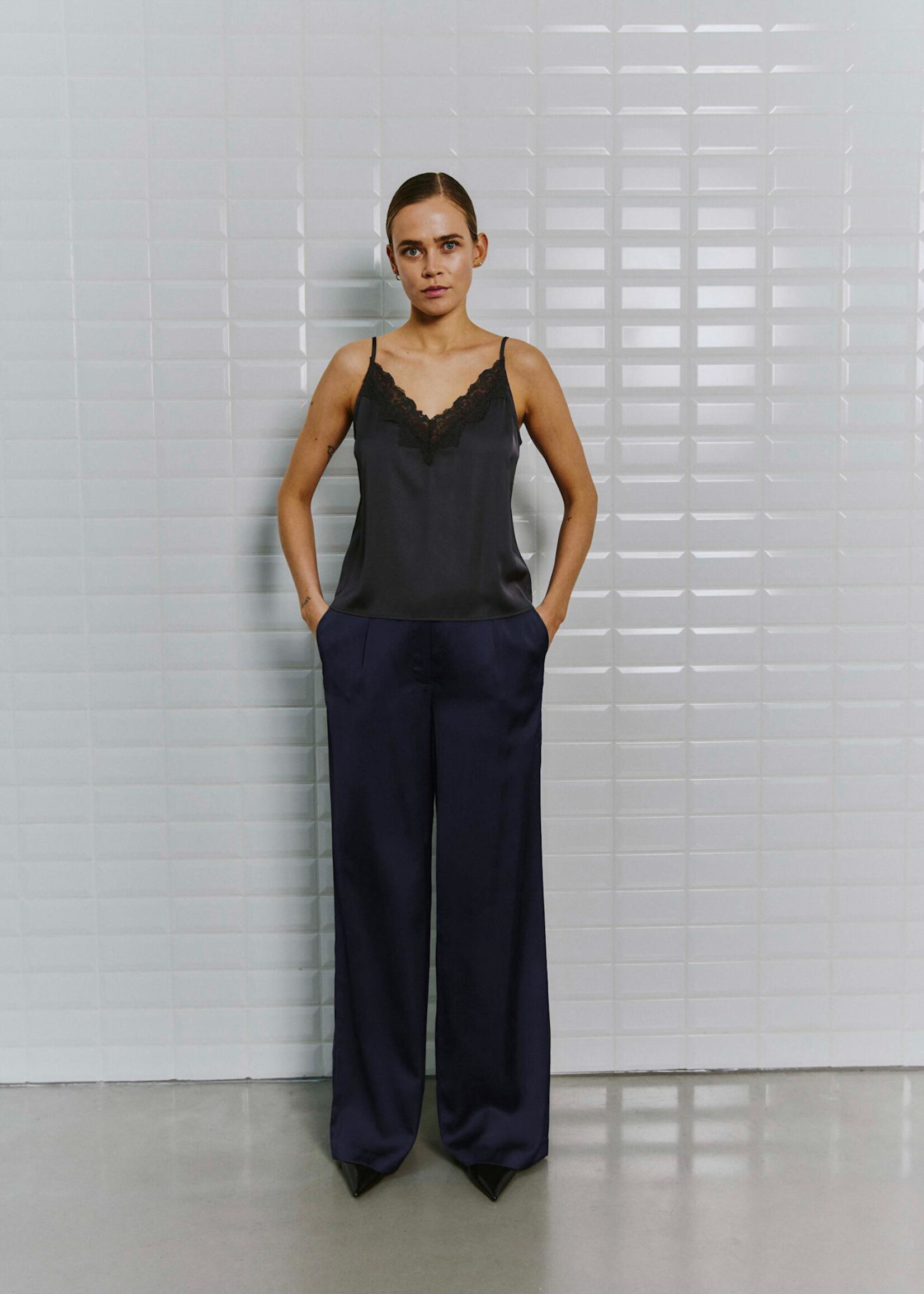 With Black With Black Dagmar broek donker blauw