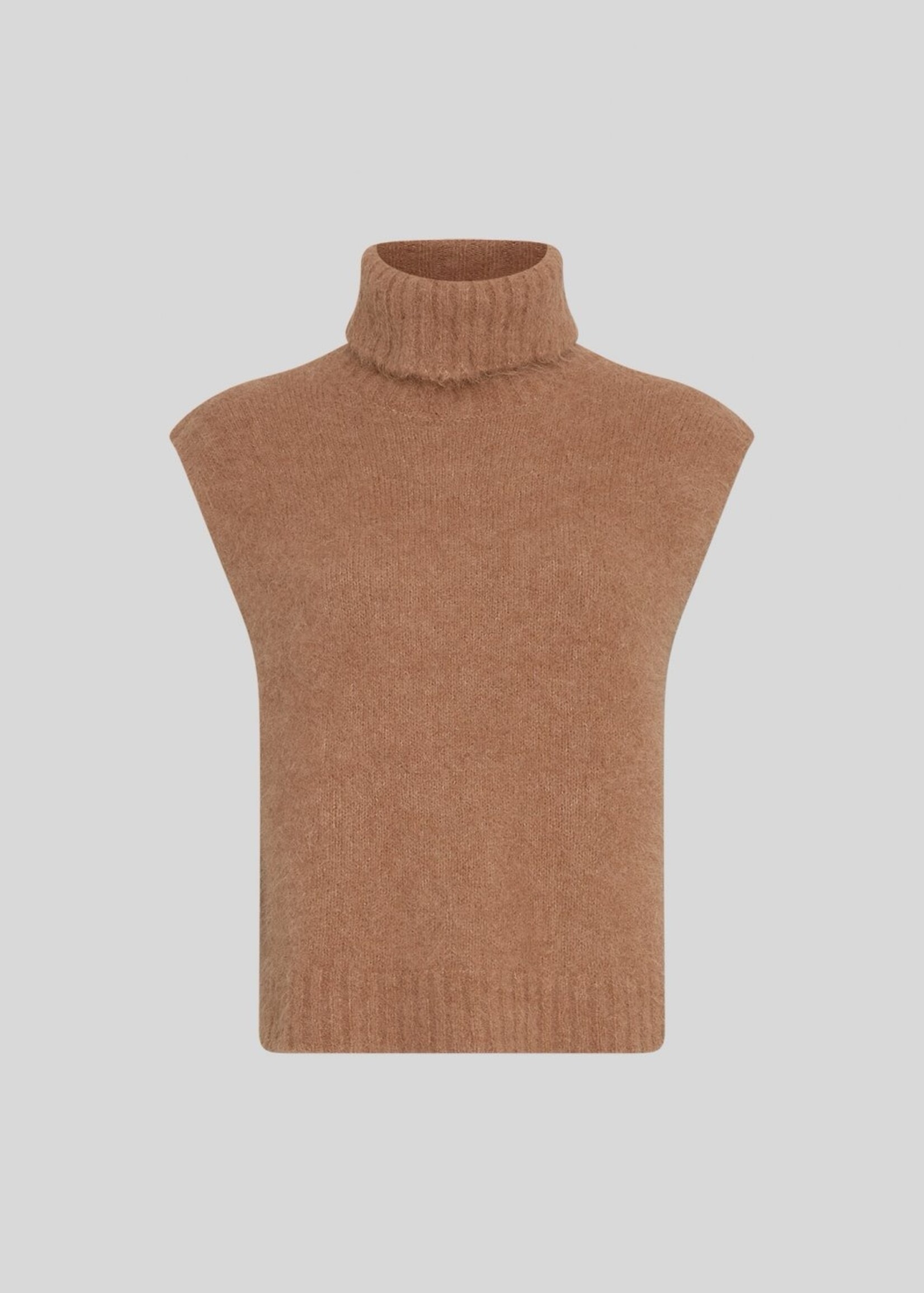 Moss Copenhagen Thira Salmia spencer caramel