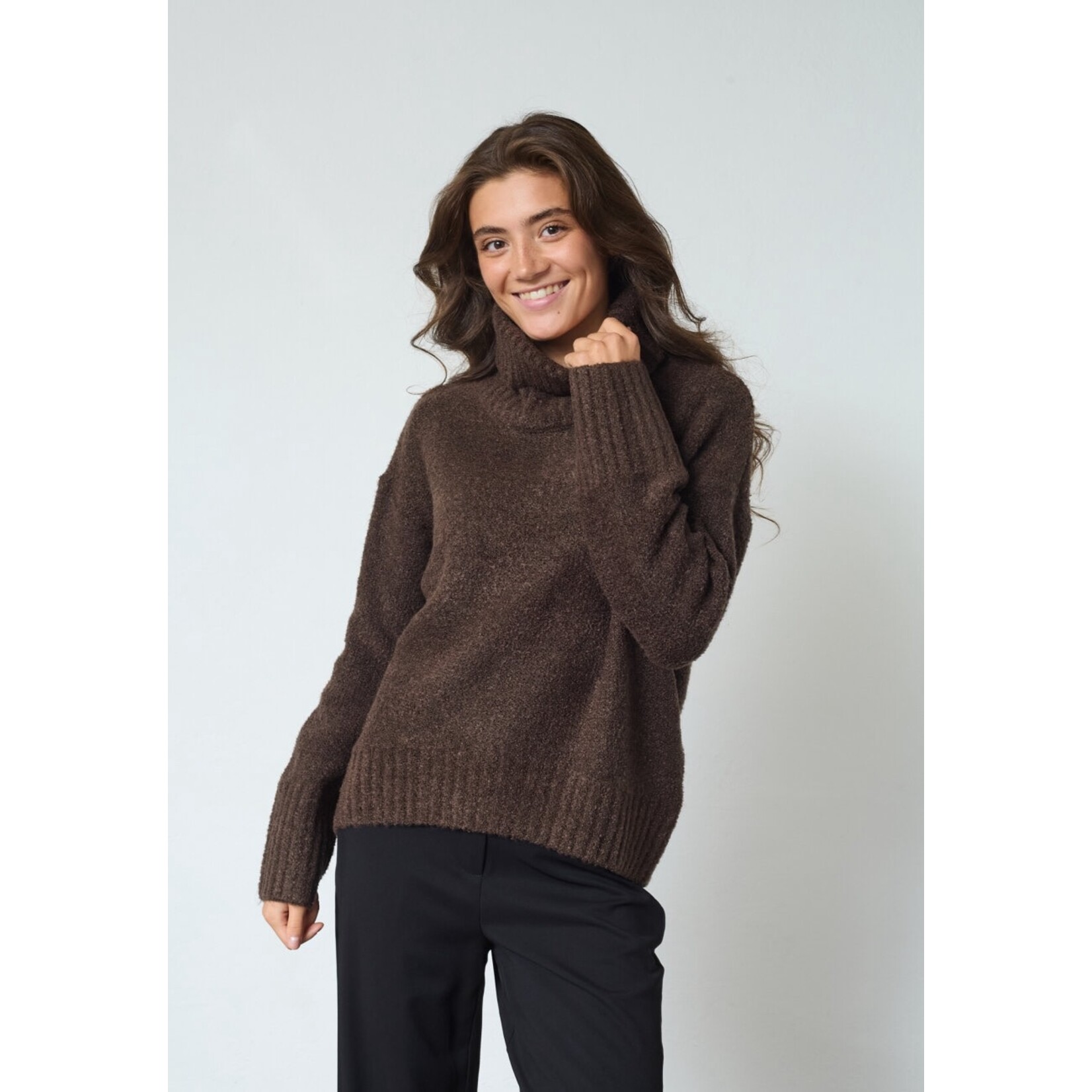 Sisters Point Trui kol Hemma bruin