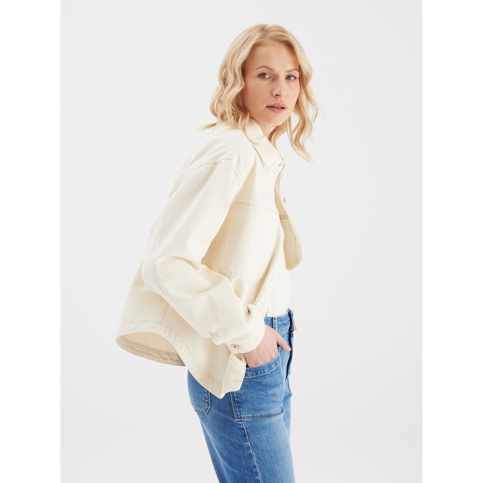 C.O.J. COJ spijkerjasje / blouse Tamara ecru denim