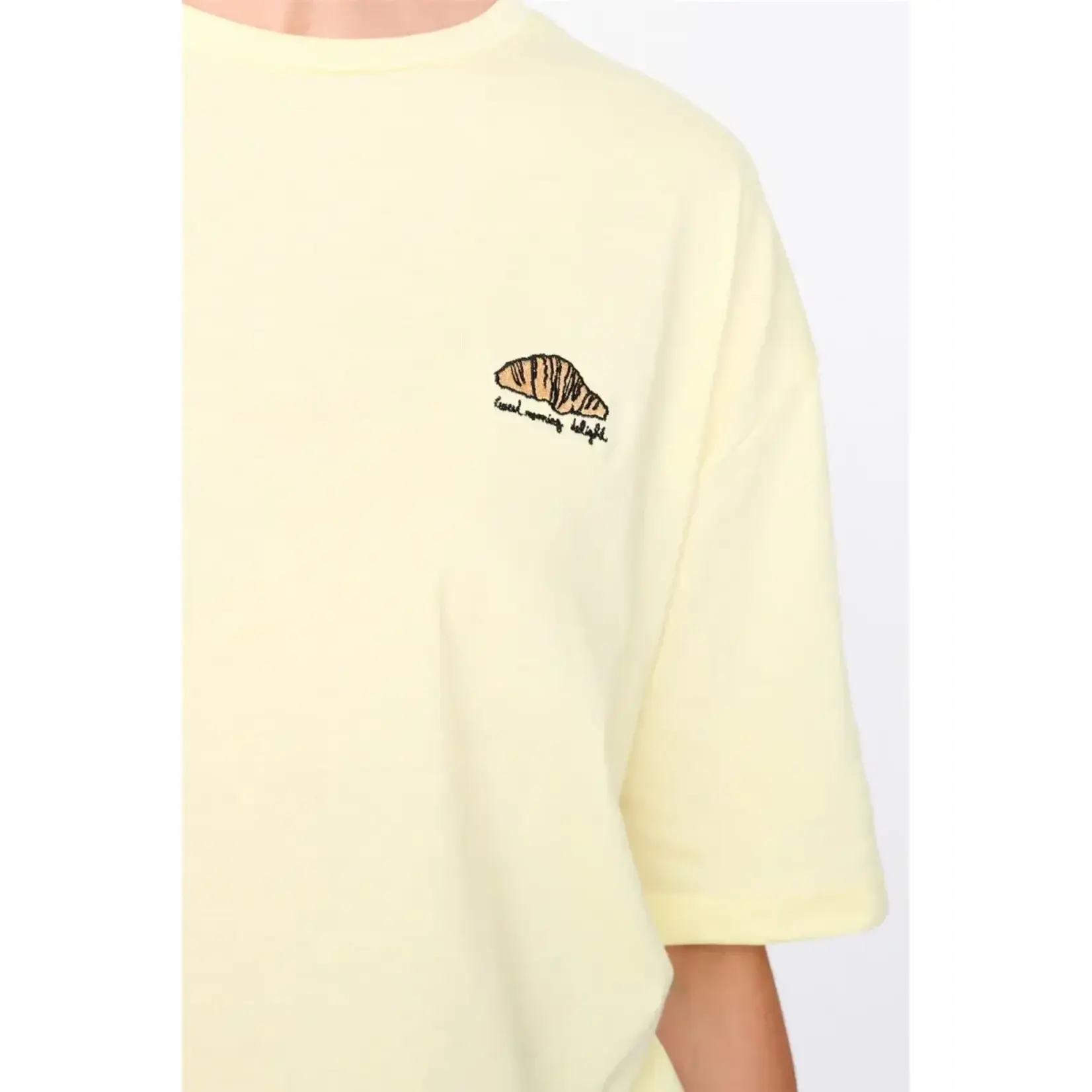 24Colours 24Colours t-shirt croissant geel