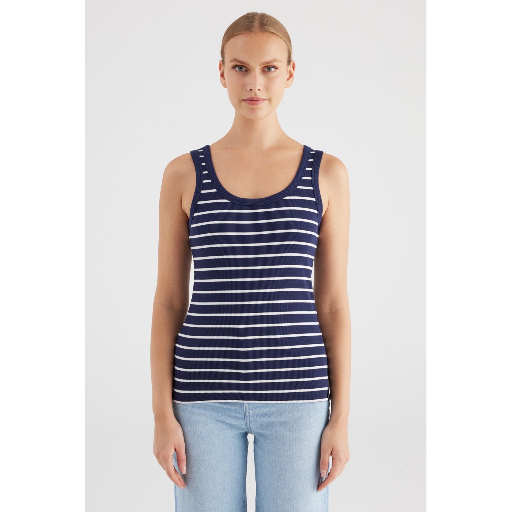 C.O.J. COJ top Olivia streep navy