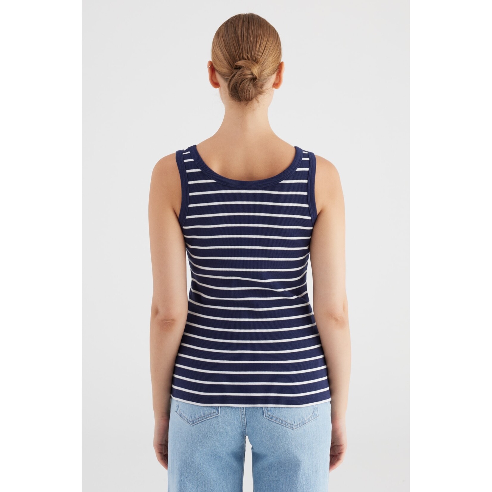 C.O.J. COJ top Olivia streep navy