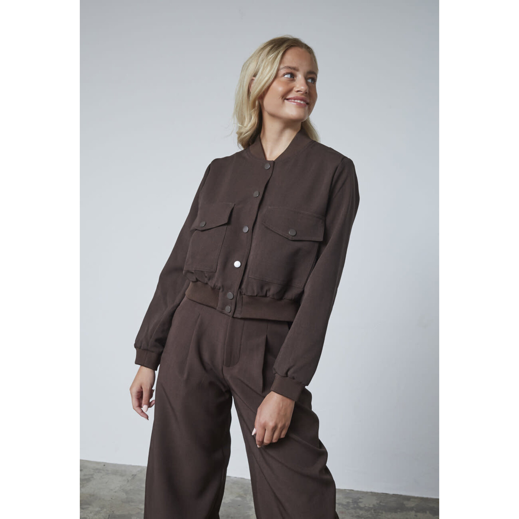 Sisters Point Garwin bomber jas donker bruin