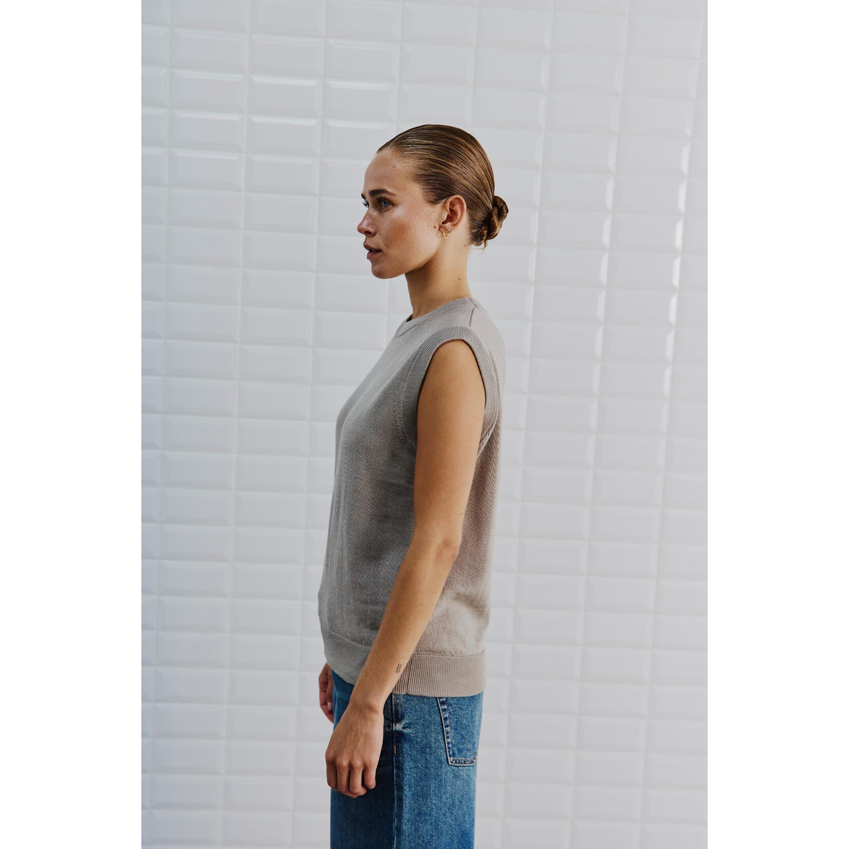 With Black Withblack Miles tanktop grijs