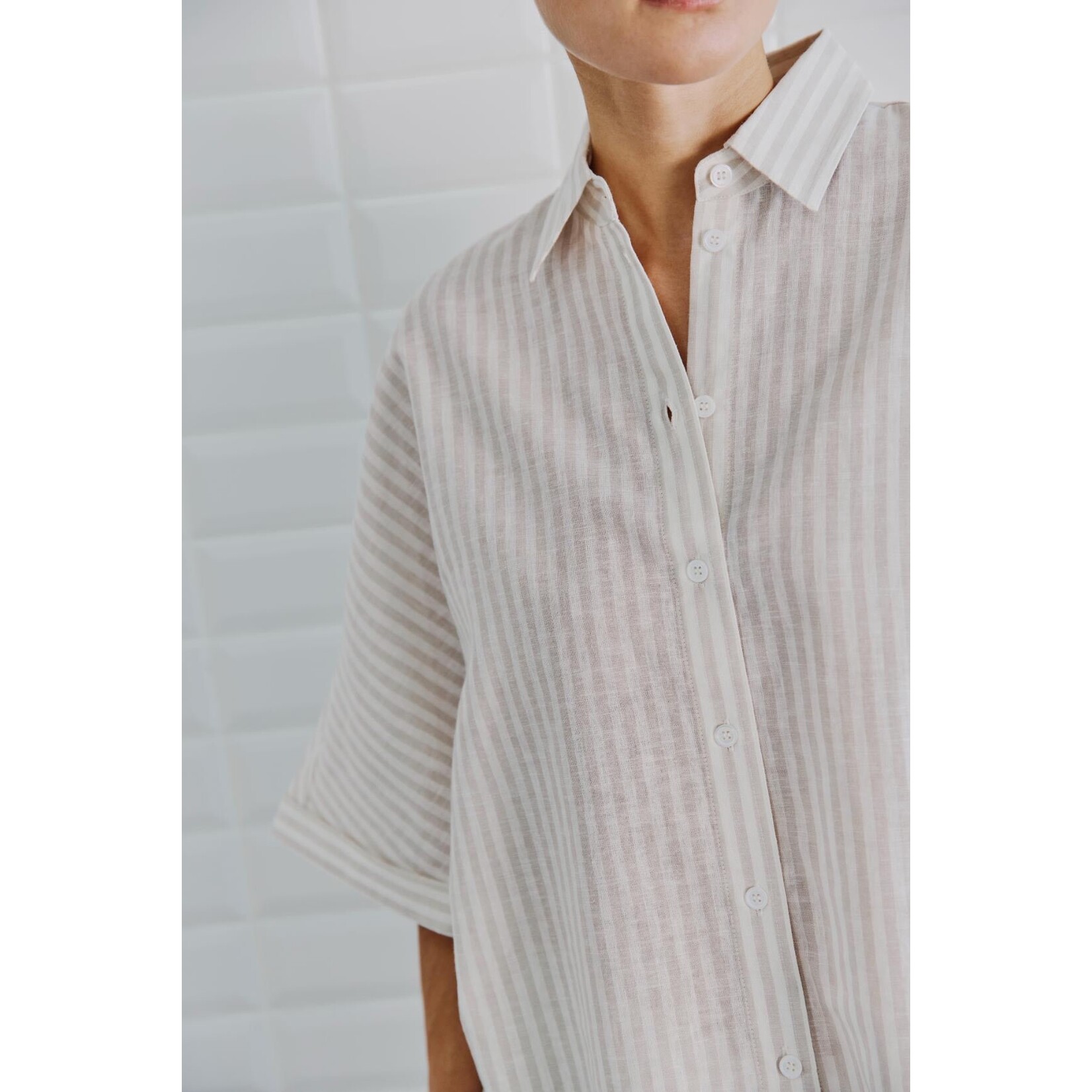 With Black Withblack Bianca batsleeve blouse streep grijs