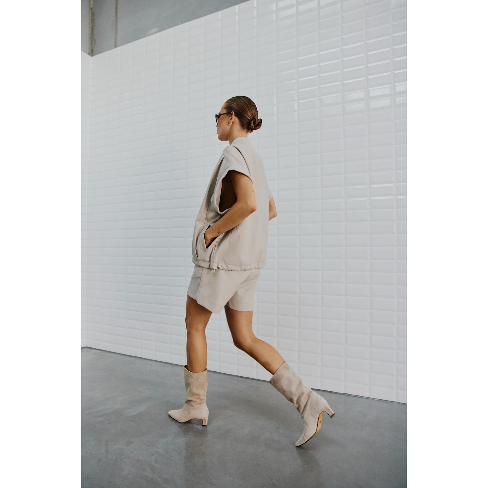 With Black Withblack Anni vegan bodywarmer zilver