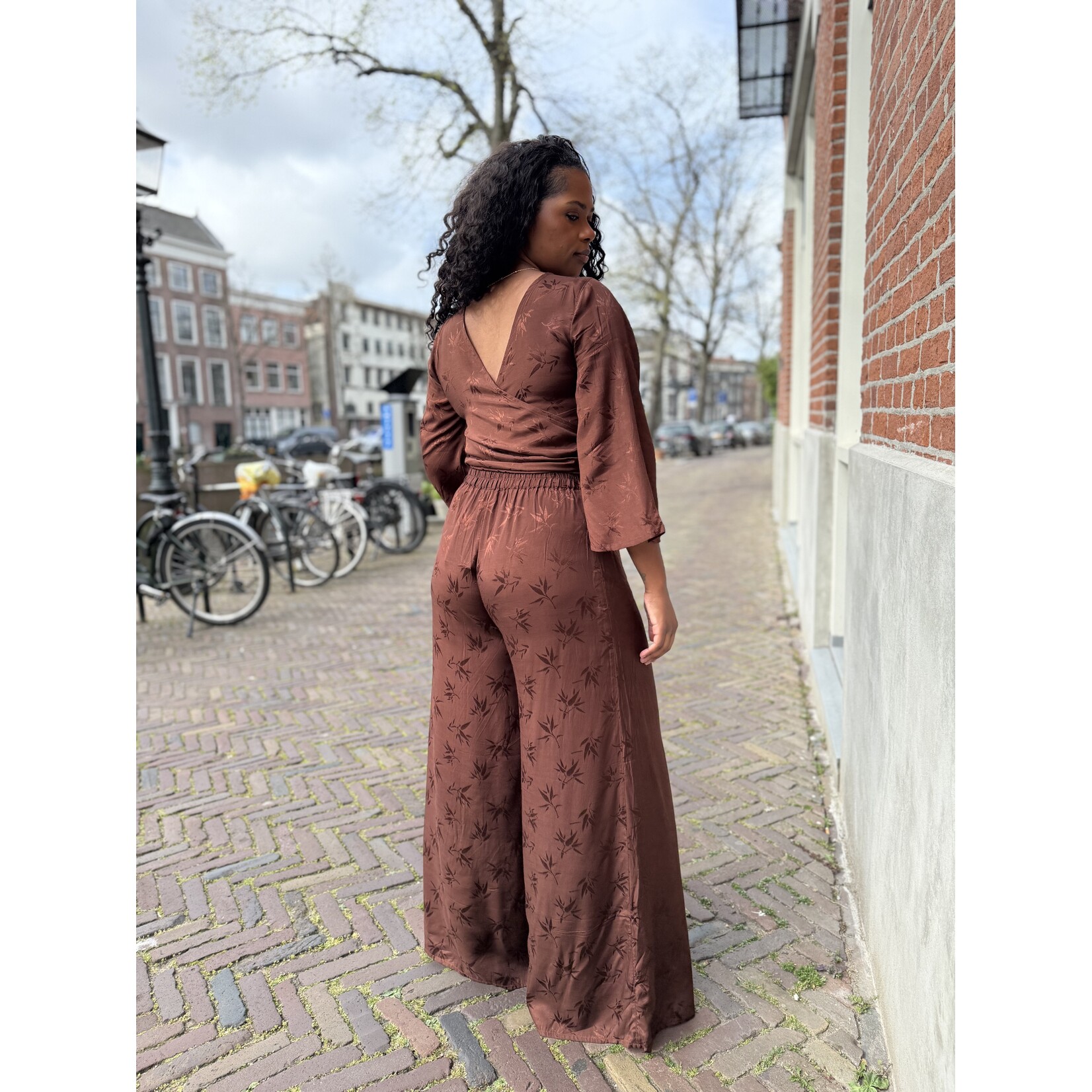 Berawa Luxe Berawa Luxe Wrap Top bruin jacquard