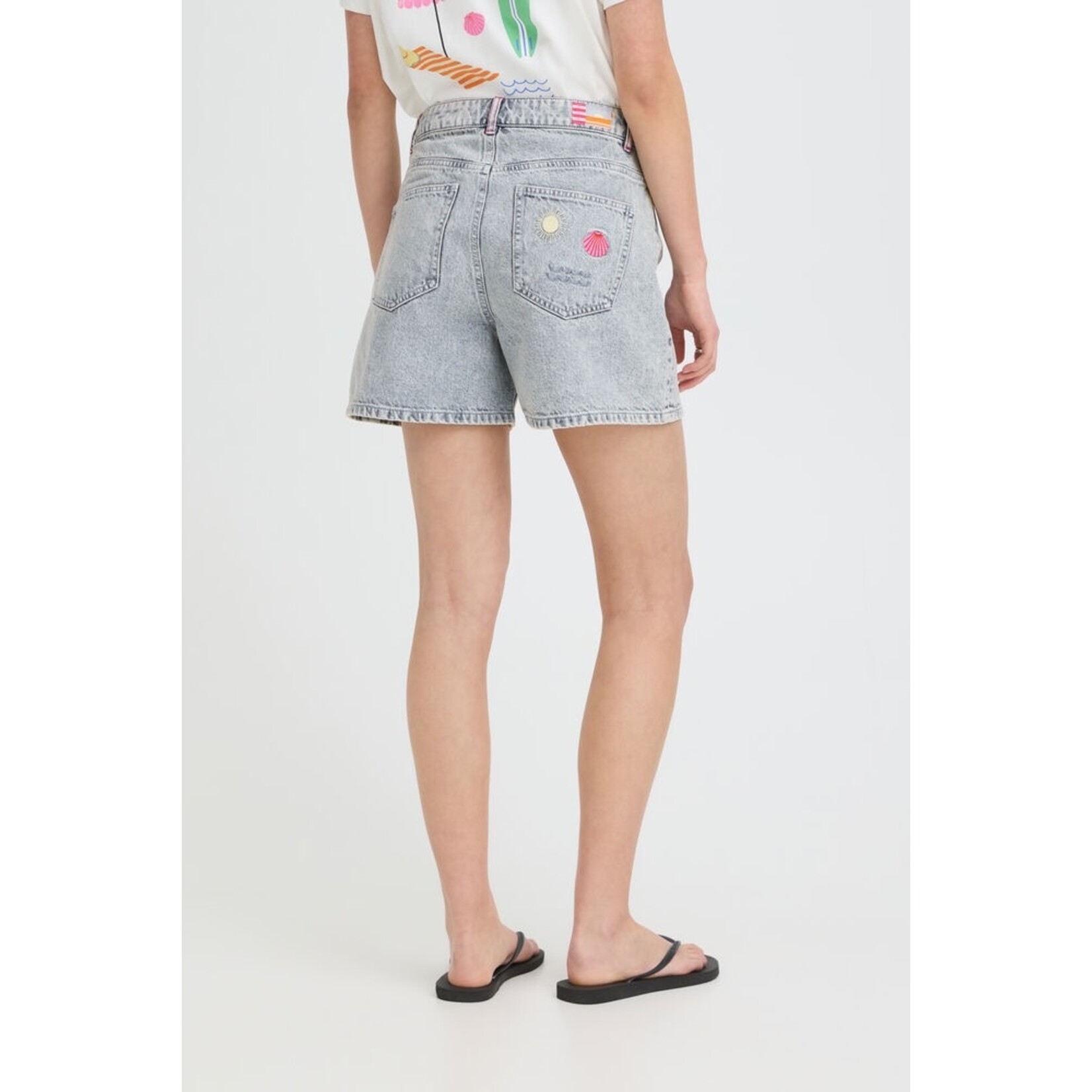 ICHI Ihlaveny denim short patch