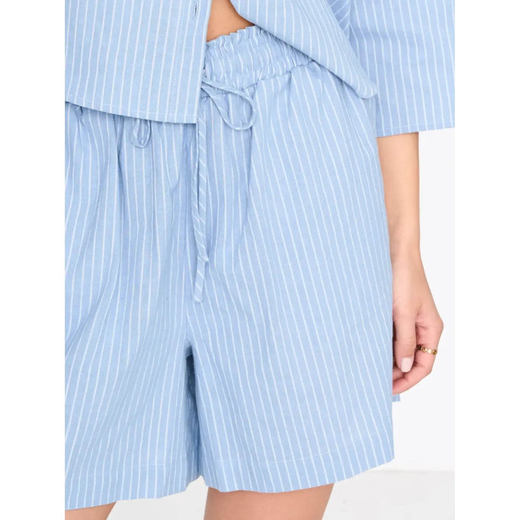 24Colours 24Colours short Claire streep blauw