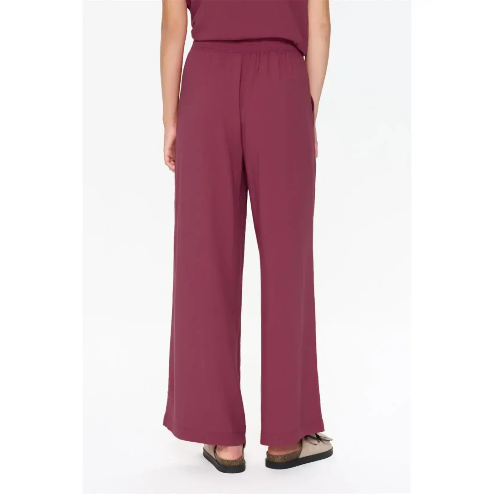 24Colours 24Colours zomerbroek Romanie bordeaux