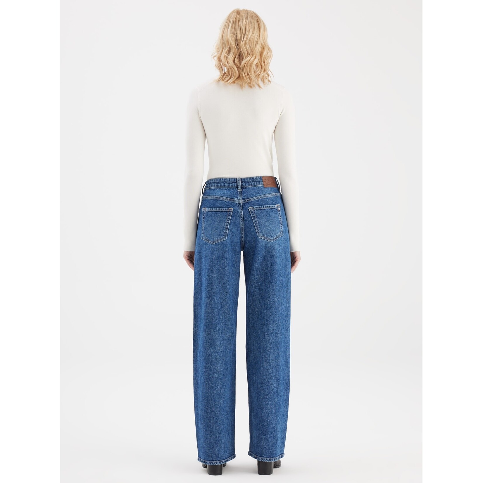 C.O.J. COJ Cora straight mid waist jeans blue