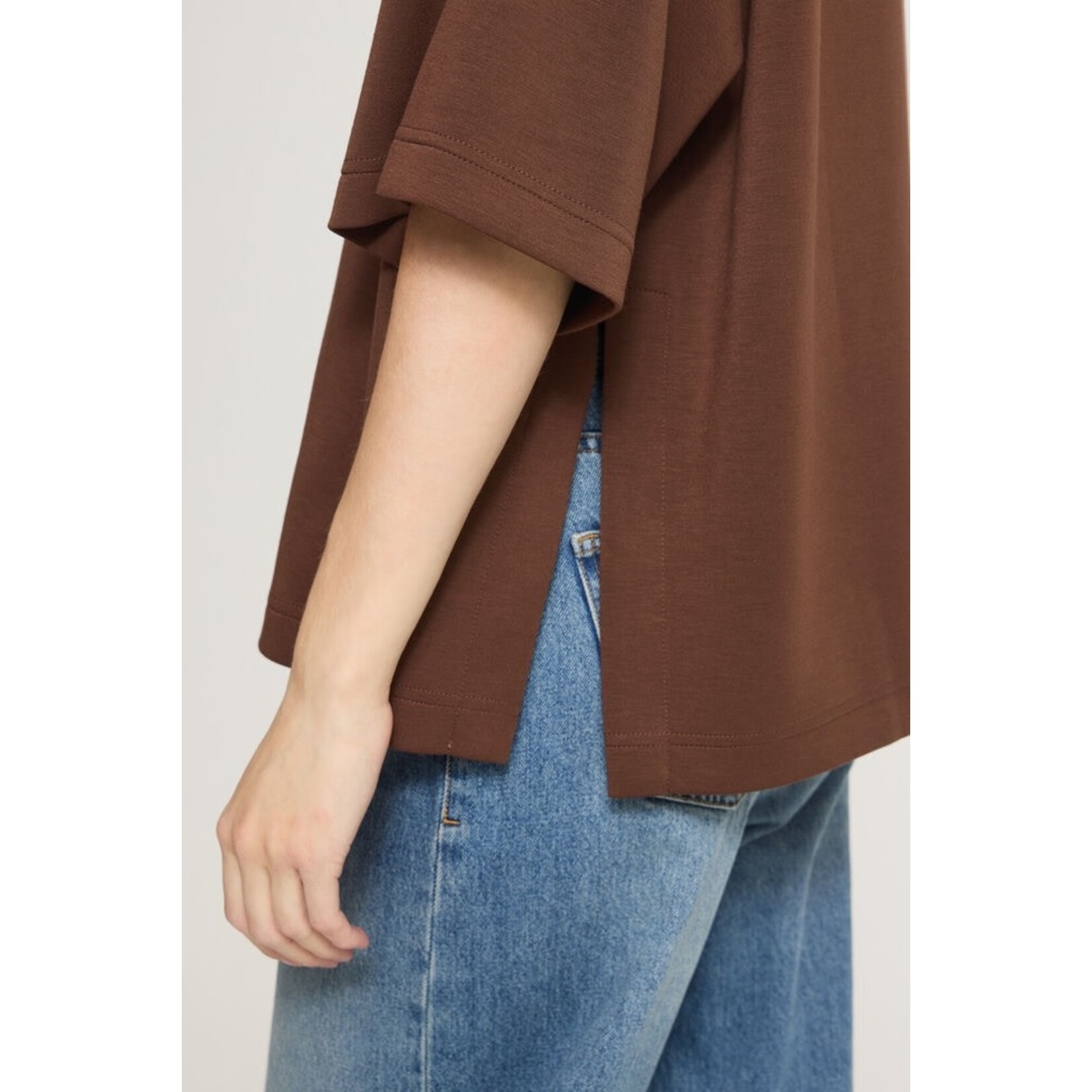 ICHI Ihnaida t-shirt oversized bruin