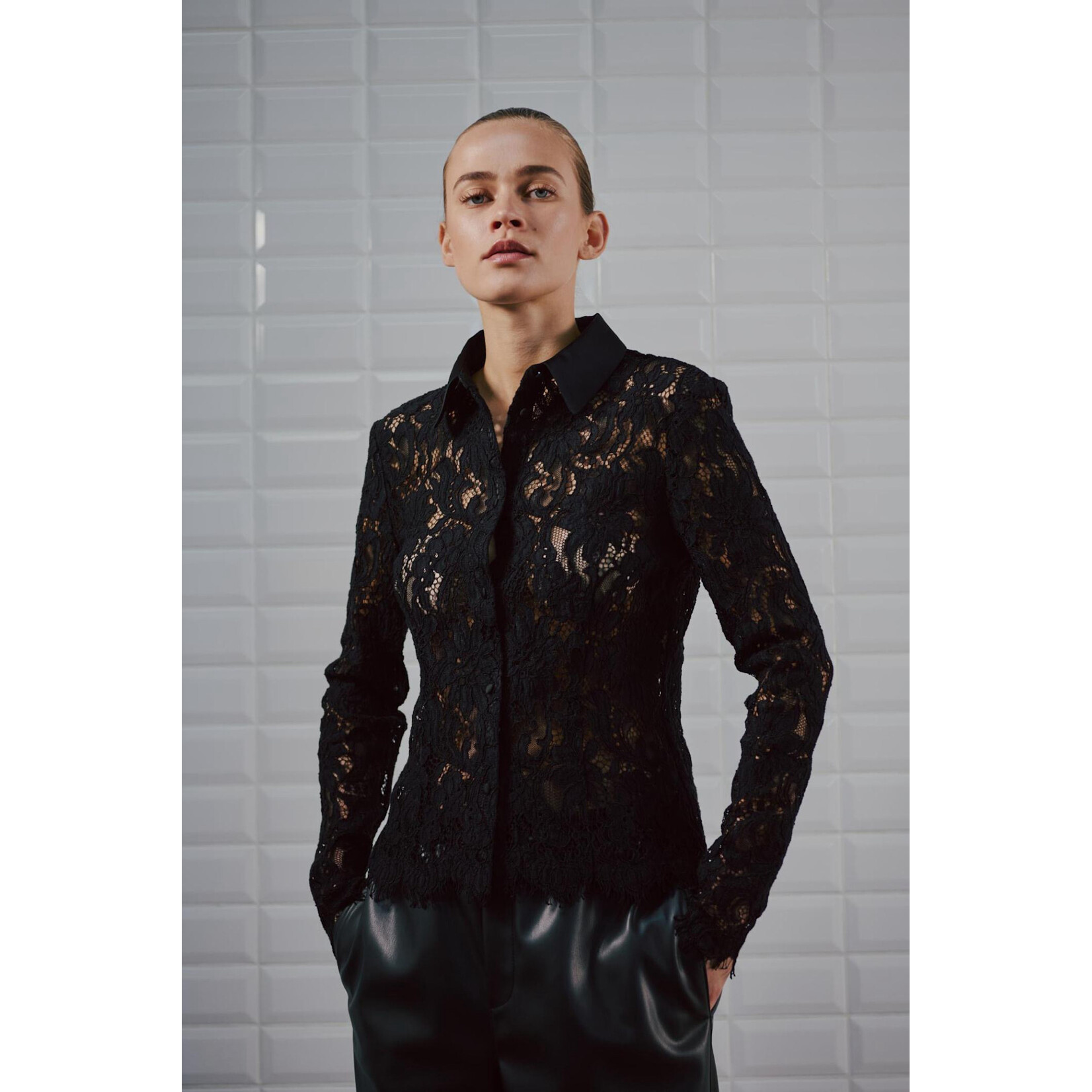 With Black Withblack Jess kanten blouse zwart