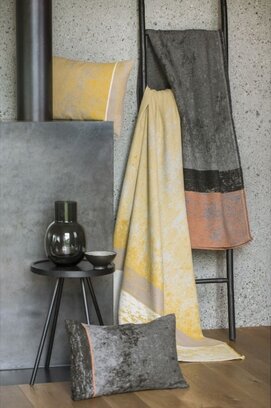 David Fussenegger kussensloop SILVRETTA blokken 40x60