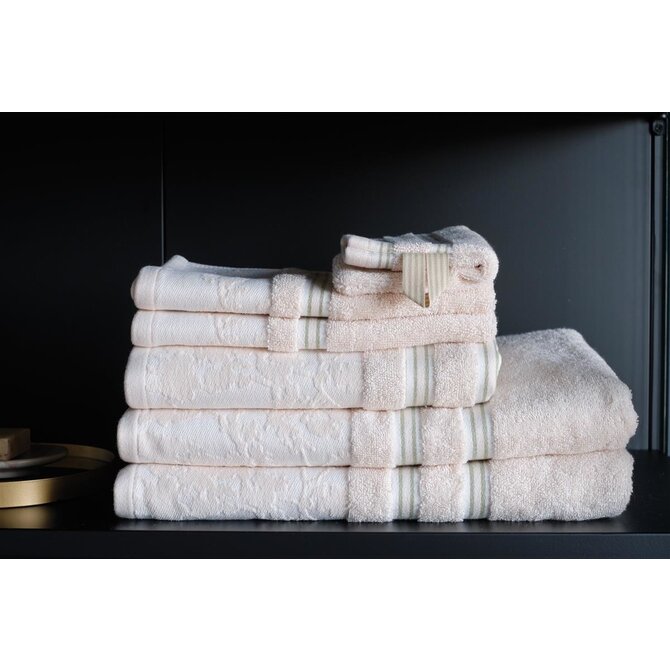 Beddinghouse x Van Gogh Museum Fleurir Towel Off-white Beddinghouse x Van Gogh Museum Fleurir Towel Off-white