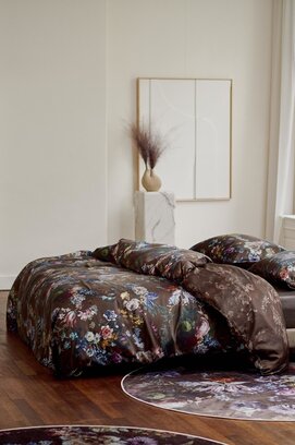 Essenza Isabelle Dekbedovertrek 260x220+2/60x70 Darkest Brown