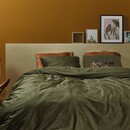 At Home by Beddinghouse At Home by BeddingHouse Cosy Corduroy Dekbedovertrek  Groen 140 x 200/220 cm