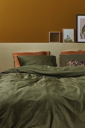 At Home by BeddingHouse Cosy Corduroy Dekbedovertrek  Groen 140 x 200/220 cm