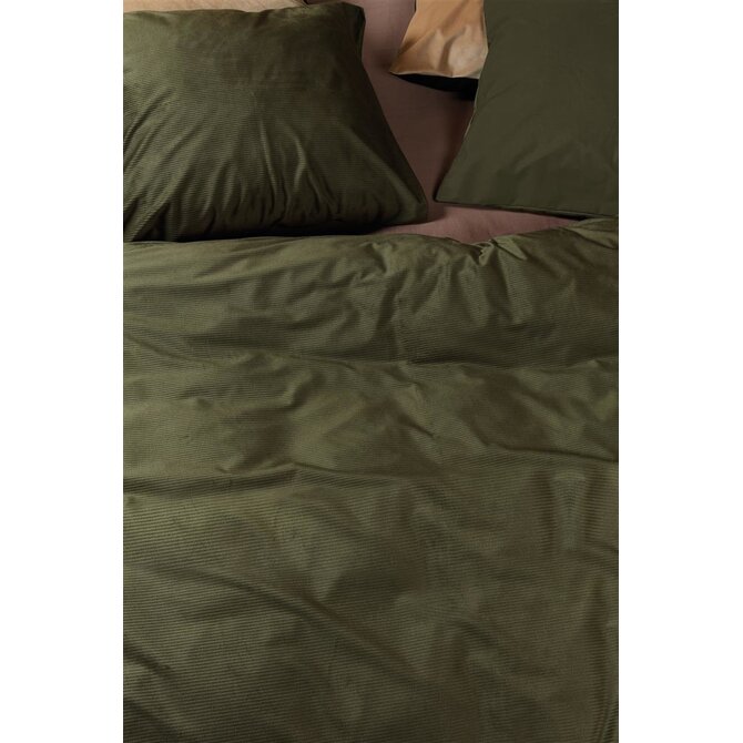 At Home by BeddingHouse Cosy Corduroy Dekbedovertrek  Groen 140 x 200/220 cm