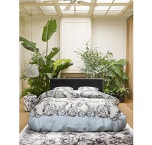 Essenza Grazie Carpet 120x180 Iceblue