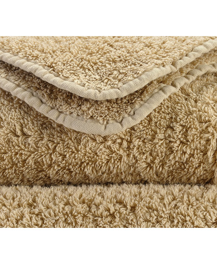 Abyss & Habidecor Super Pile Douchelaken 70x140 714 sand