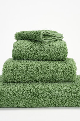 Abyss & Habidecor Super Pile Douchelaken 70x140 205 forest