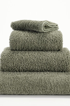 Abyss & Habidecor Super Pile Douchelaken 70x140 277 laurel