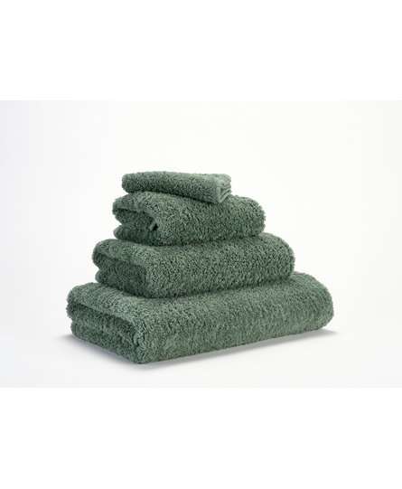 Abyss & Habidecor Super Pile 17 X 22 280 evergreen