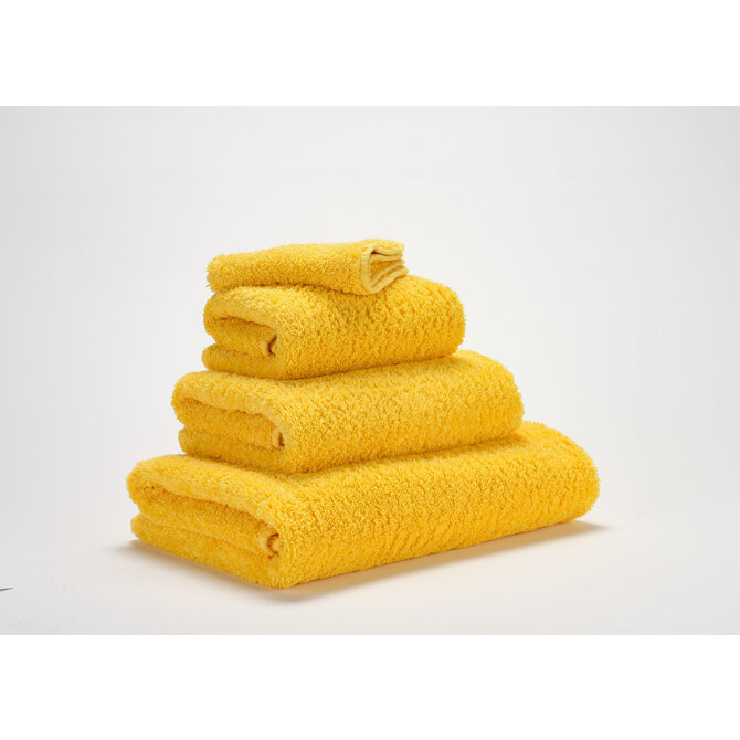 Abyss & Habidecor Super Pile Douchelaken 70x140 830 banane