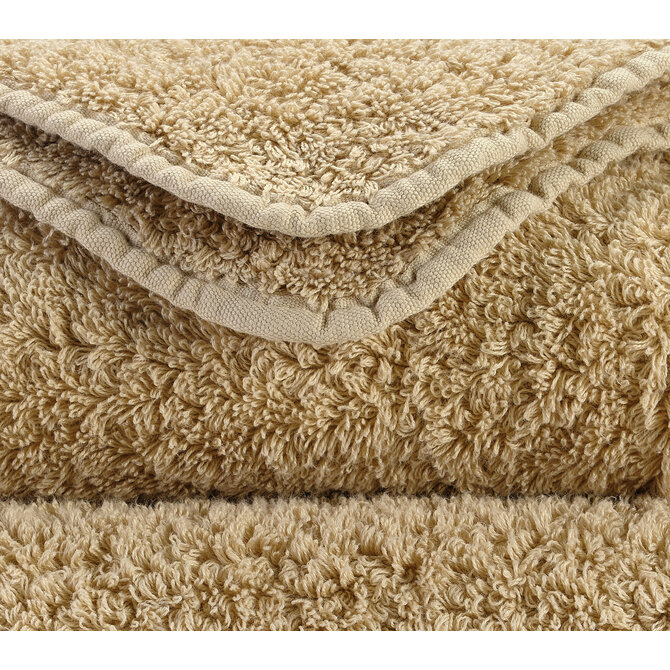 Abyss & Habidecor Super Pile 17 X 22 714 sand Abyss & Habidecor Super Pile 17 X 22 714 sand