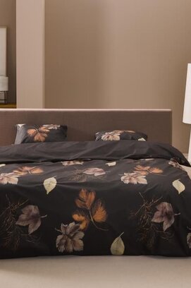 Essenza Elin Dekbedovertrek 200x220+2/60x70 Darkest Brown