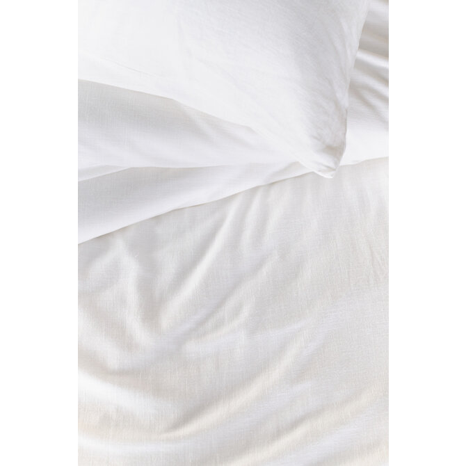 Beddinghouse Dutch Design Far Away Dekbedovertrek - Wit 140 x 200/220 cm Beddinghouse Dutch Design Far Away Dekbedovertrek - Wit 140 x 200/220 cm