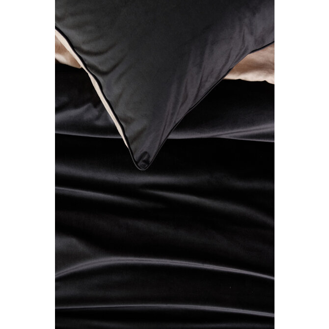 Beddinghouse Dutch Design Astro Dekbedovertrek - Zwart 140 x 200/220 cm Beddinghouse Dutch Design Astro Dekbedovertrek - Zwart 140 x 200/220 cm