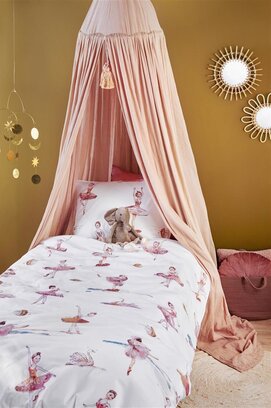 Beddinghouse x Hanneke de Jager Swanlake  Pink 100 x 135 cm