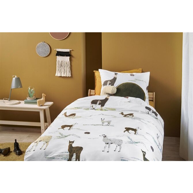 Beddinghouse x Hanneke de Jager Lama Mountain  Natural 140 x 200/220 cm Beddinghouse x Hanneke de Jager Lama Mountain  Natural 140 x 200/220 cm