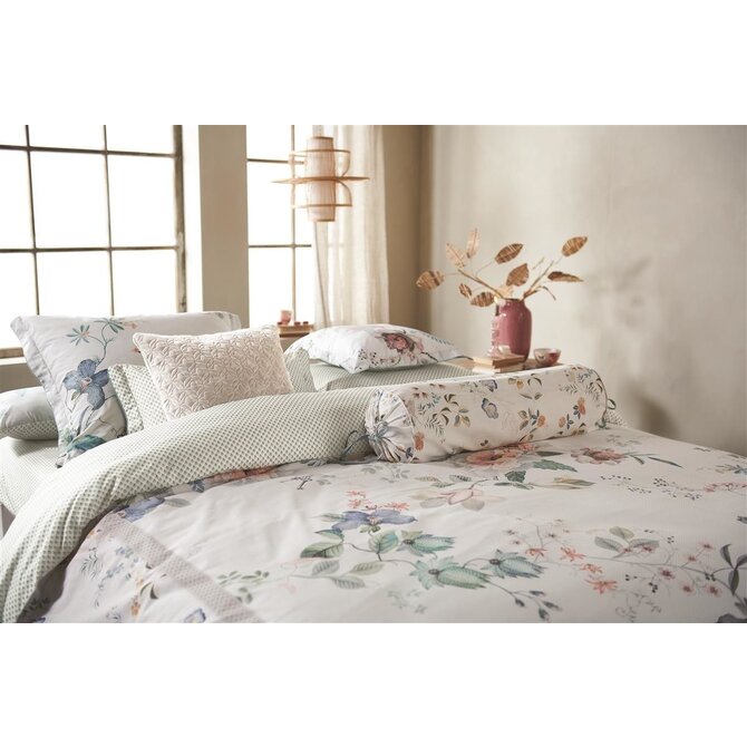 Pip Studio Tokyo Bouquet  dekbedovertrek   260x200/220 cm  Wit Pip Studio Tokyo Bouquet  dekbedovertrek   260x200/220 cm  Wit