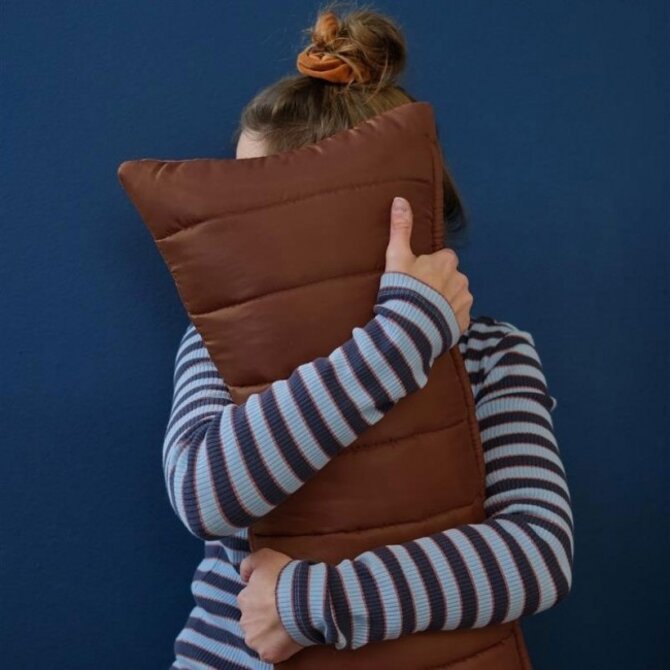 KAAT Amsterdam Shari sierkussen Terra KAAT Amsterdam Shari sierkussen Terra