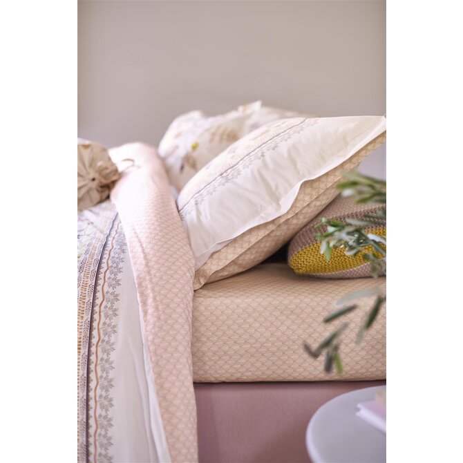 Pip Studio Salento Dekbedovertrekken- Off 240x200/220 cm Pip Studio Salento Dekbedovertrekken- Off 240x200/220 cm