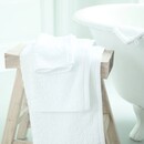 Pip Studio Pip Studio Douchelaken Tile de Pip White  70x140