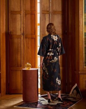 Essenza for Maurtitshuis  Jula Daffodils Reunited Kimono S Black