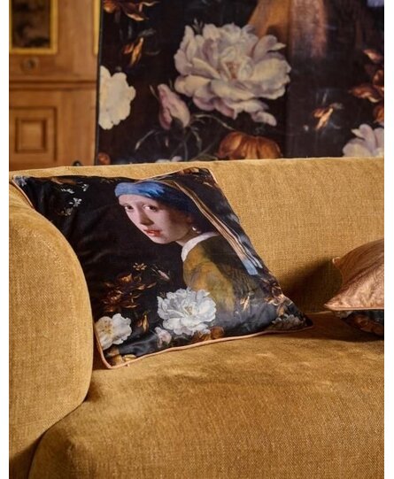 Essenza for Maurtitshuis  Floral Girl Cushion 50x50 Black